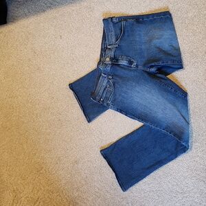 Eddie Bauer slightly curvy baby boot jeans, P12. EUC